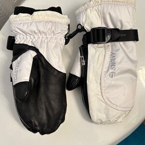 Swany White and Black Ski gloves